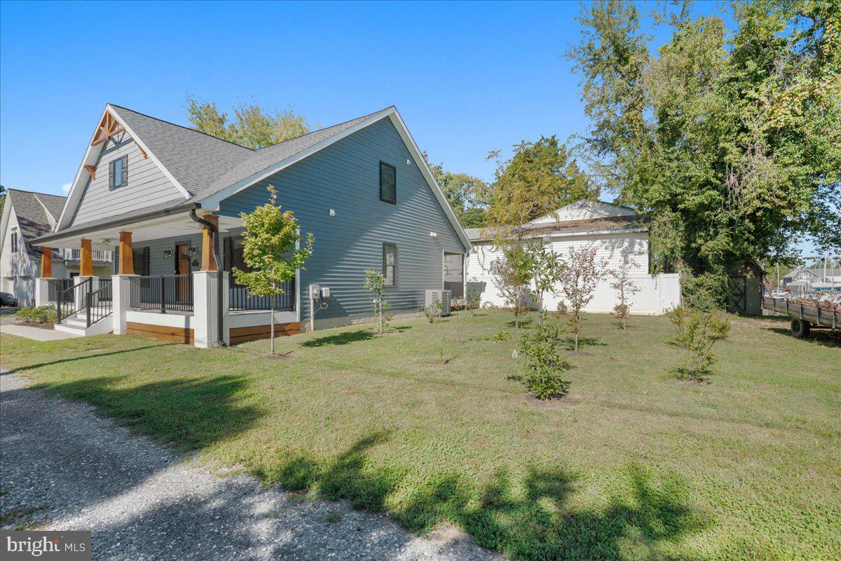 AVONDALE - Residential Lease