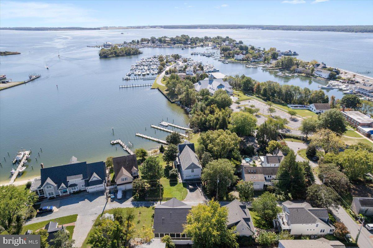 AVONDALE - Residential Lease