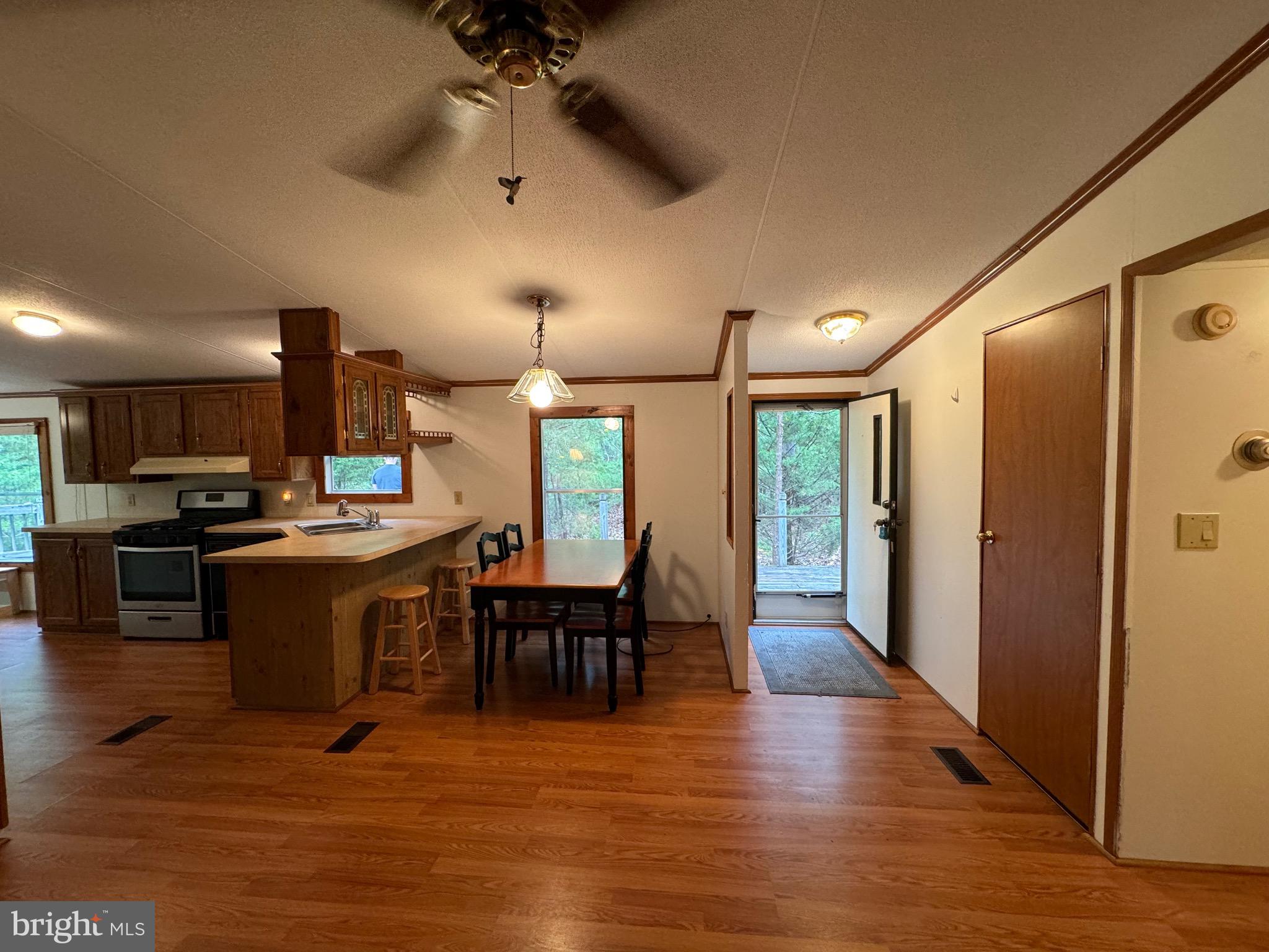 BADLANDS RANCHES - Residential