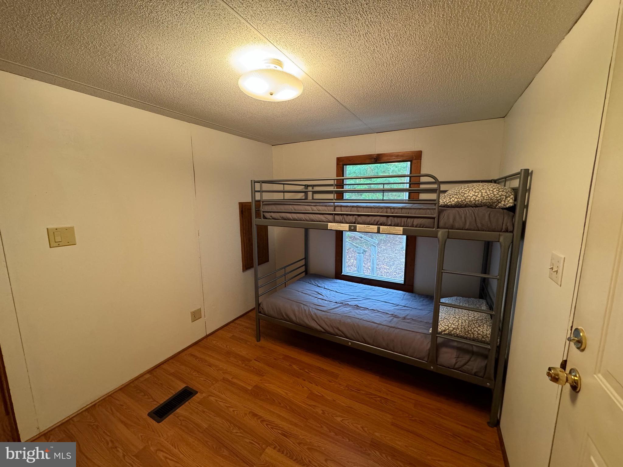 BADLANDS RANCHES - Residential