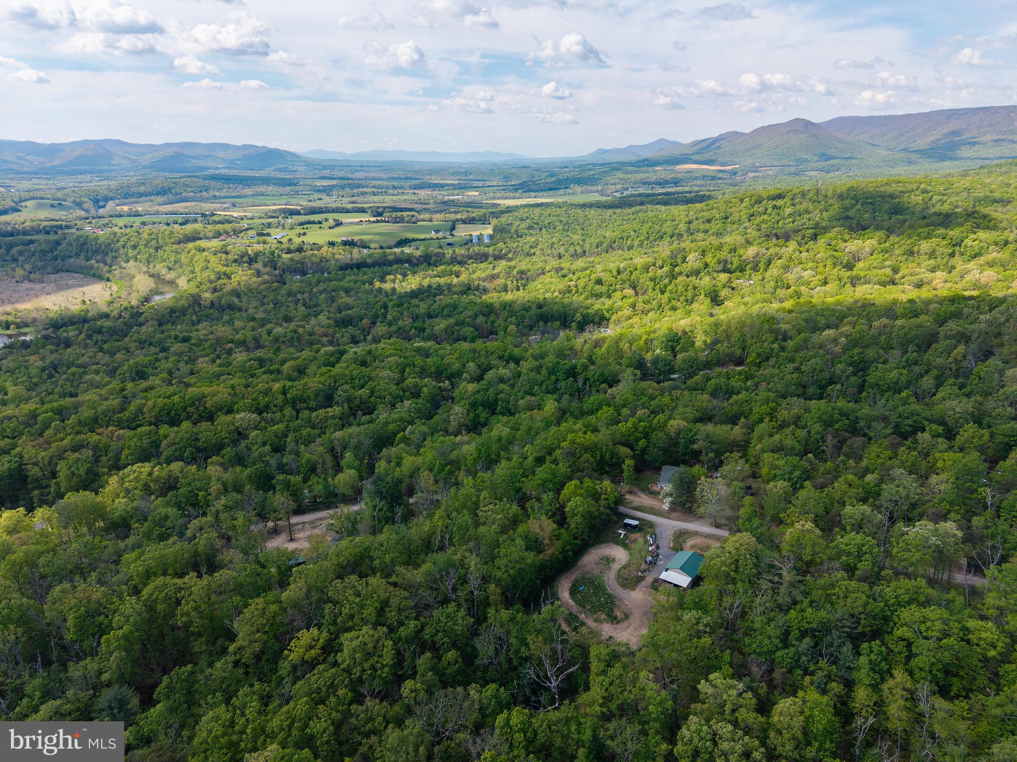 SHENANDOAH FOREST - Land