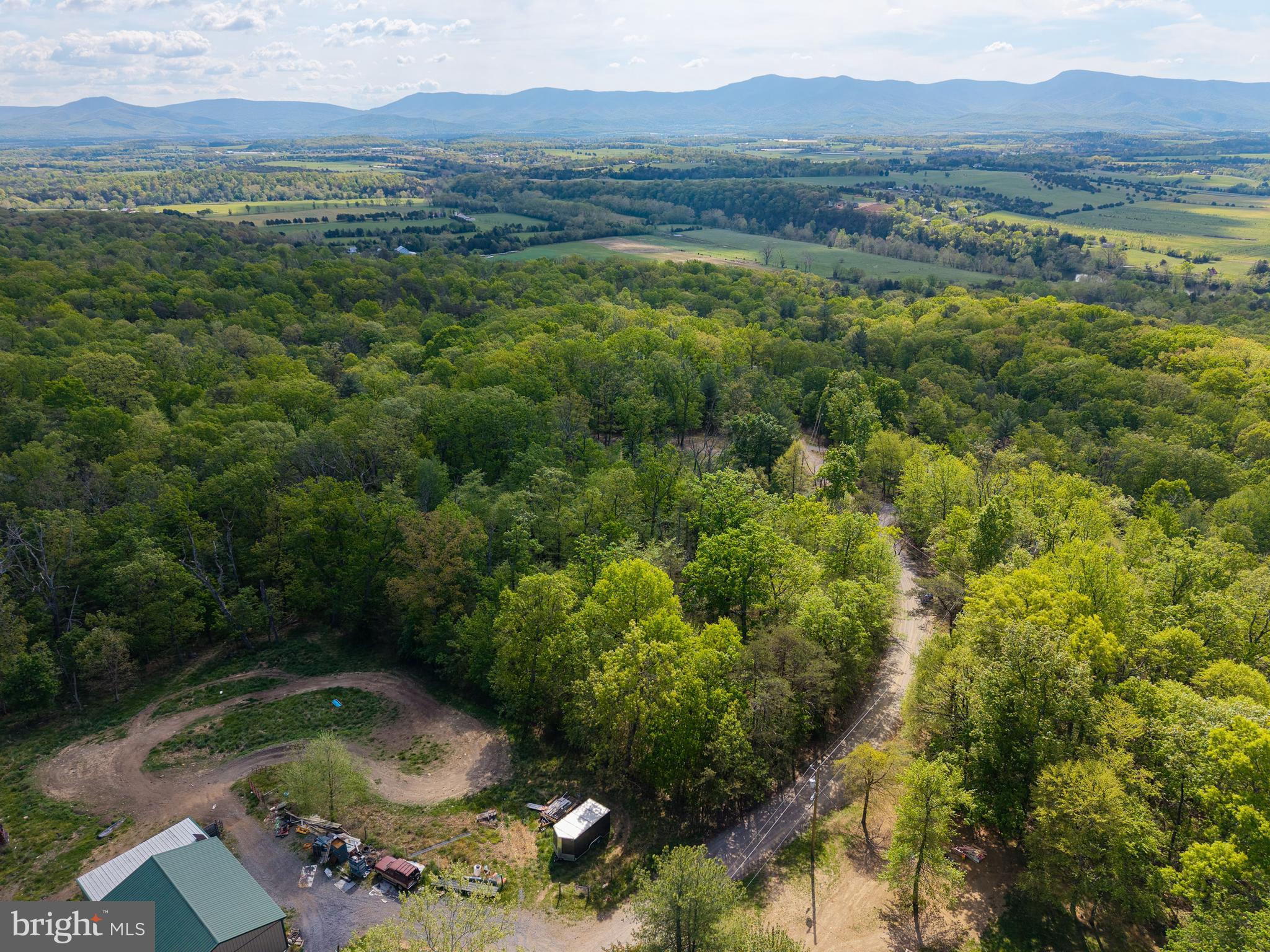 SHENANDOAH FOREST - Land