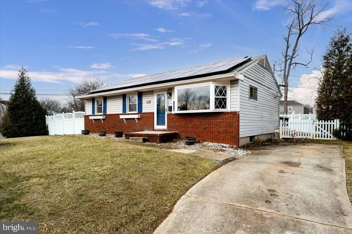 Glen Burnie, Maryland 21061, United States, 3 Bedrooms Bedrooms, ,2 BathroomsBathrooms,Residential,Pending,6406