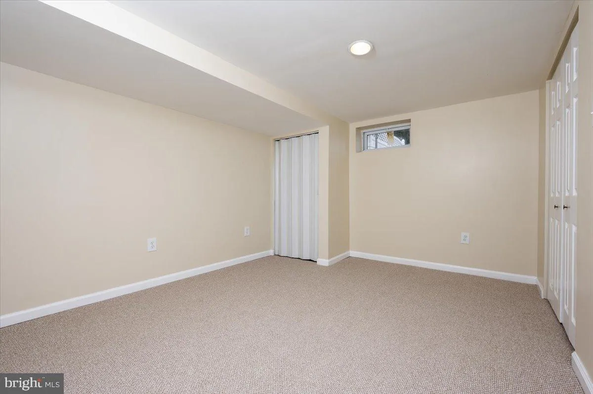 Glen Burnie, Maryland 21061, United States, 3 Bedrooms Bedrooms, ,2 BathroomsBathrooms,Residential,Pending,6406