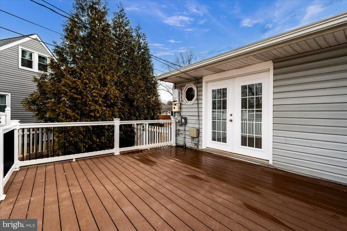 Glen Burnie, Maryland 21061, United States, 3 Bedrooms Bedrooms, ,2 BathroomsBathrooms,Residential,Pending,6406