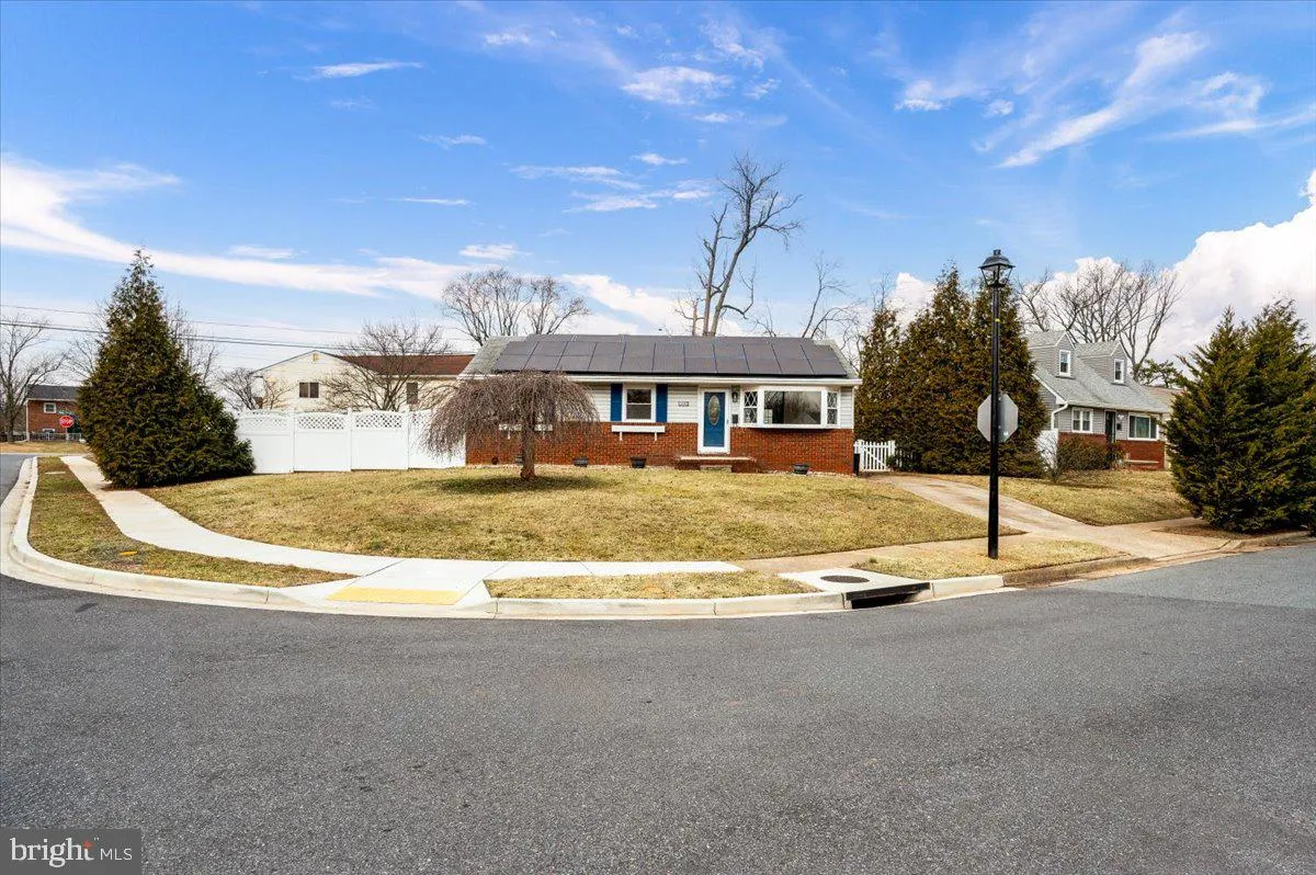 Glen Burnie, Maryland 21061, United States, 3 Bedrooms Bedrooms, ,2 BathroomsBathrooms,Residential,Pending,6406