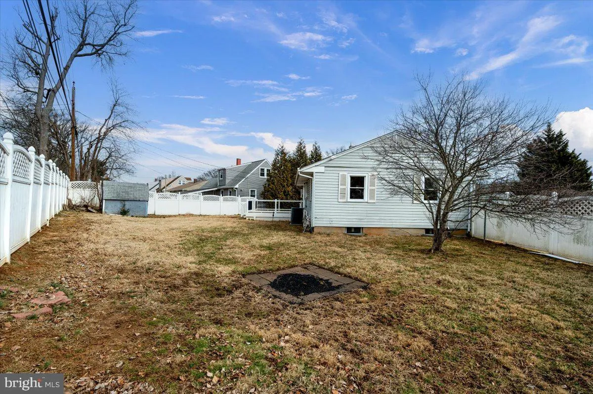 Glen Burnie, Maryland 21061, United States, 3 Bedrooms Bedrooms, ,2 BathroomsBathrooms,Residential,Pending,6406