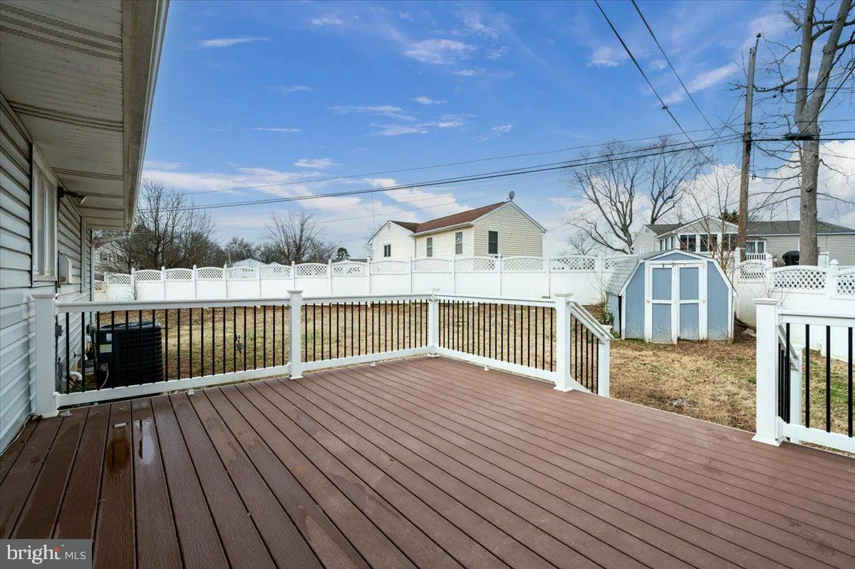 Glen Burnie, Maryland 21061, United States, 3 Bedrooms Bedrooms, ,2 BathroomsBathrooms,Residential,Pending,6406