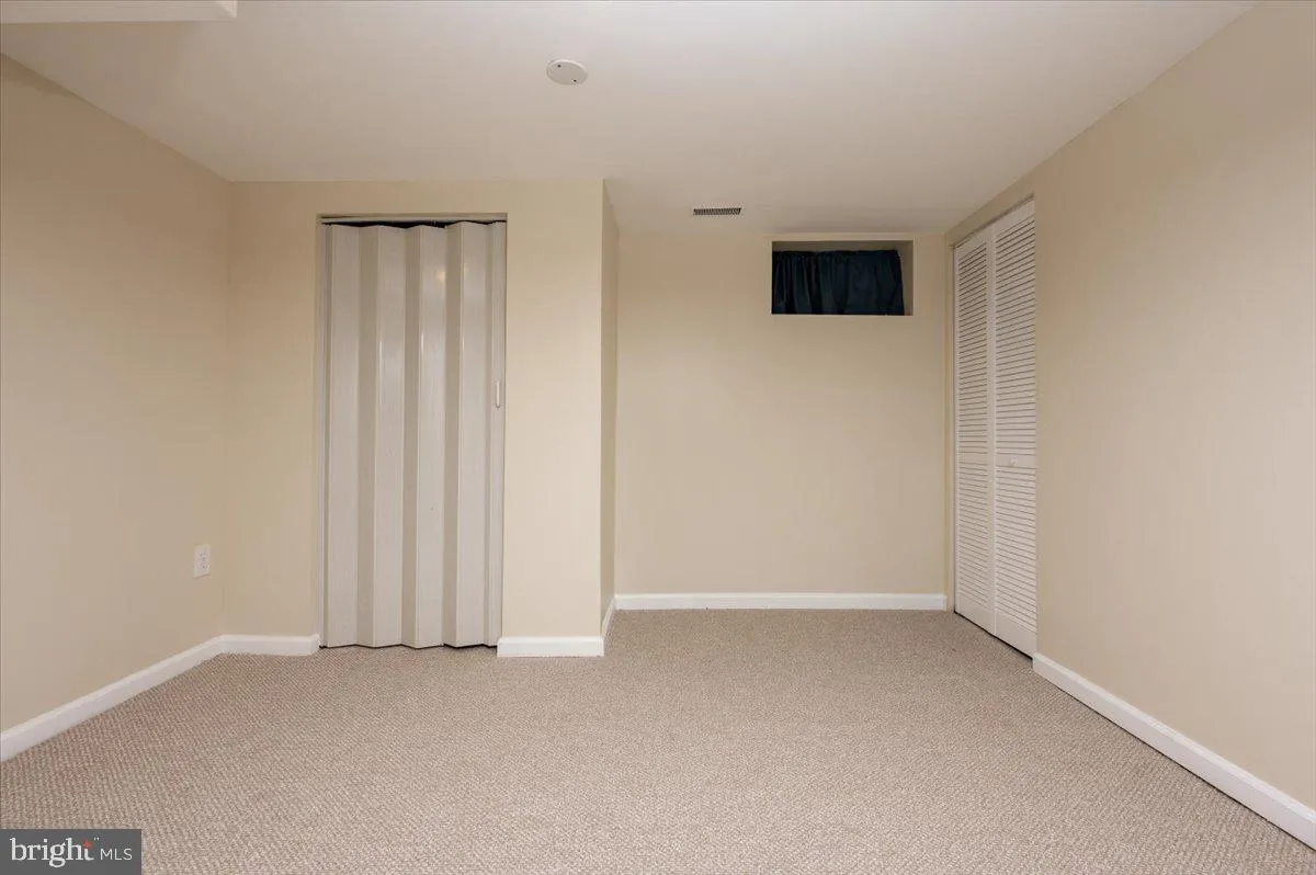 Glen Burnie, Maryland 21061, United States, 3 Bedrooms Bedrooms, ,2 BathroomsBathrooms,Residential,Pending,6406