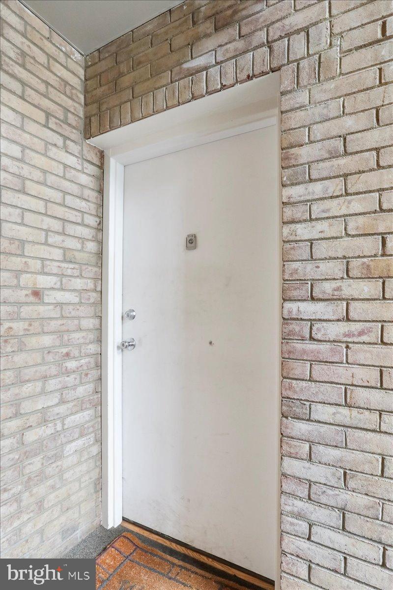 JEFFERSON CHASE - Residential