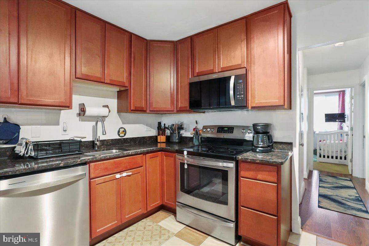 JEFFERSON CHASE - Residential