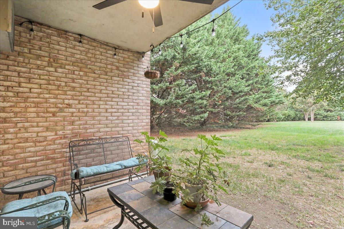 JEFFERSON CHASE - Residential