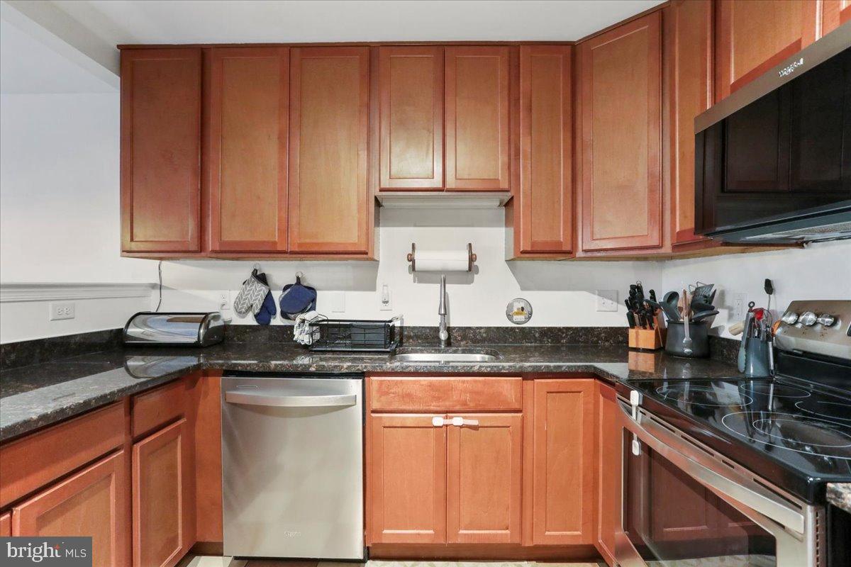 JEFFERSON CHASE - Residential