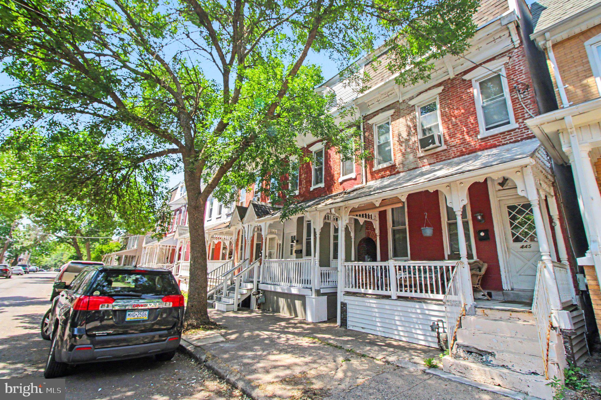 443 WALNUT STREET 1/2