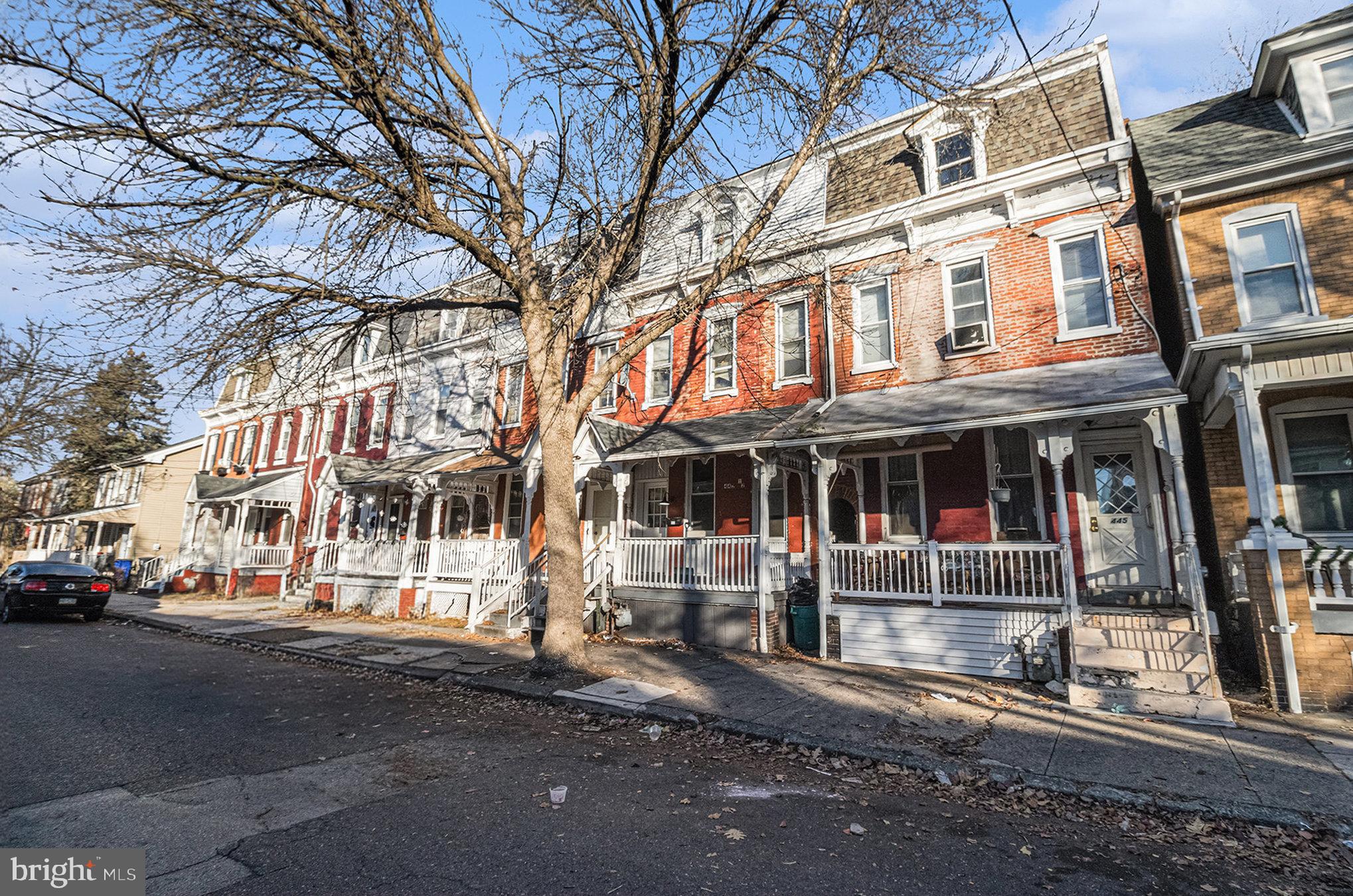 443 WALNUT STREET 1/2