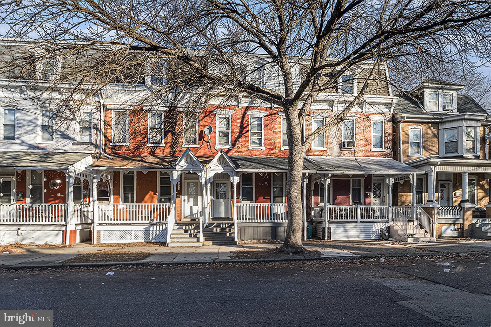 WALNUT HILL - Residential