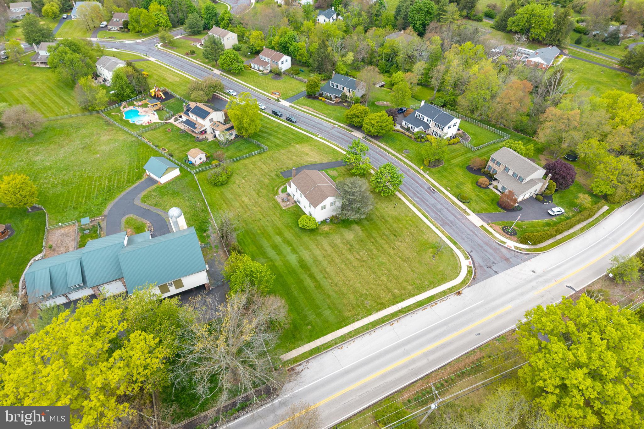 CARRIAGE RUN - Residential