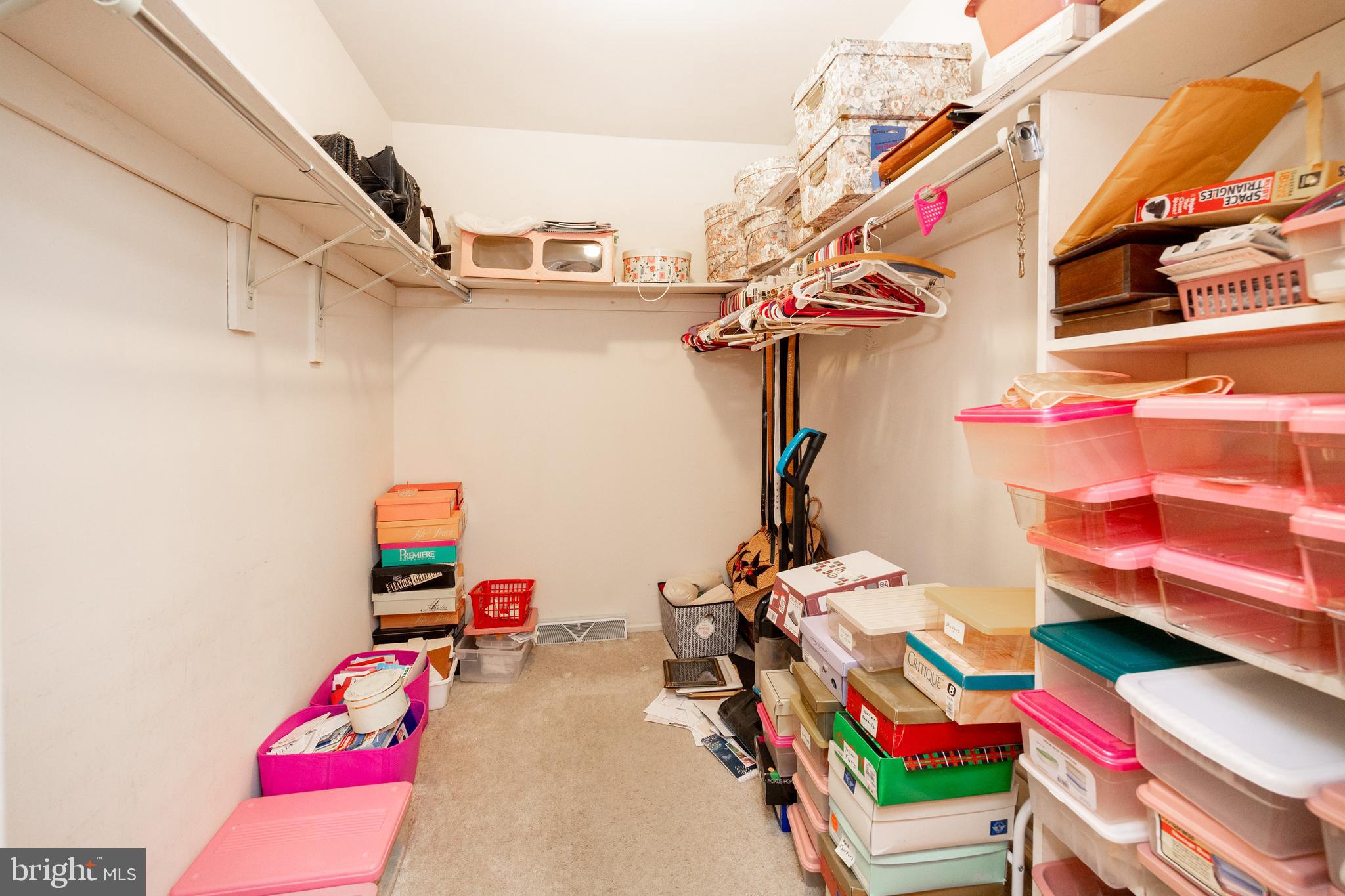 CARRIAGE RUN - Residential