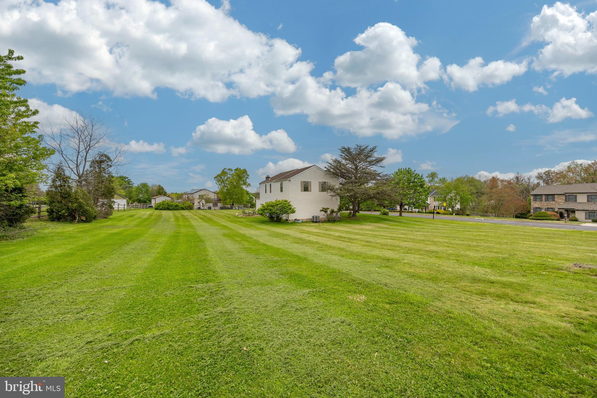 CARRIAGE RUN - Residential