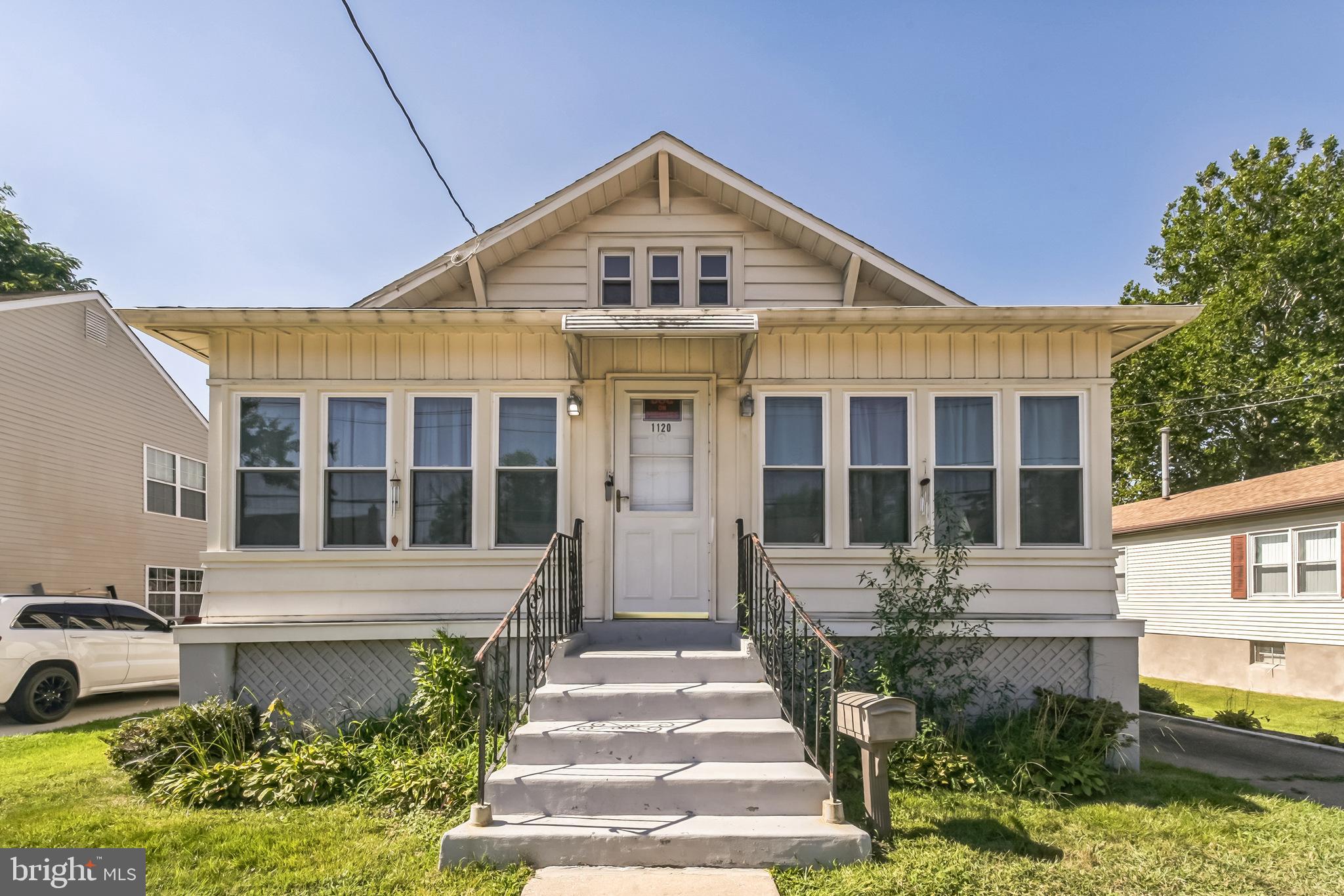1120 MARKET STREET
