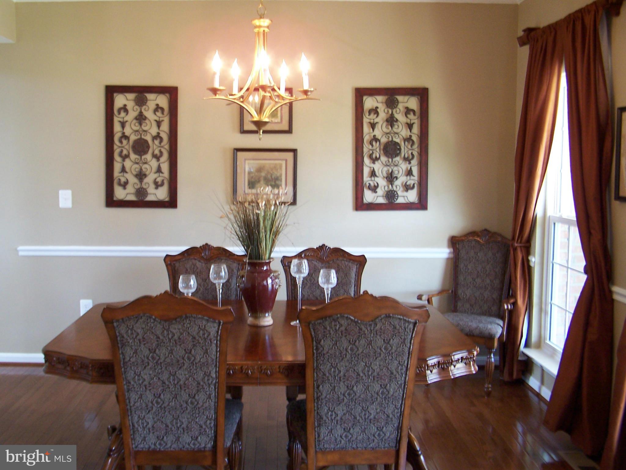 EAGLES POINTE - Residential