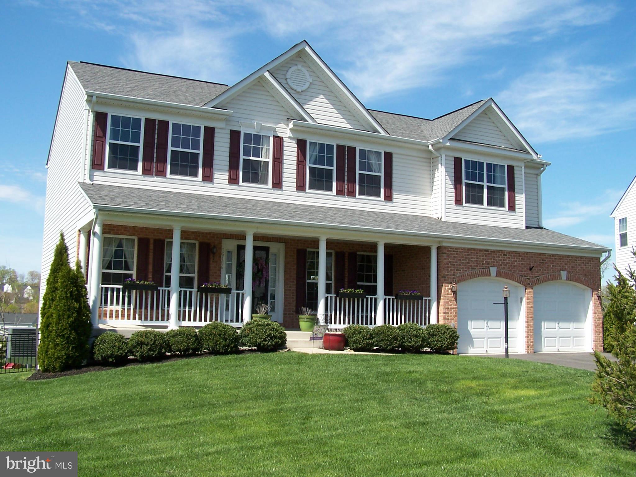 EAGLES POINTE - Residential