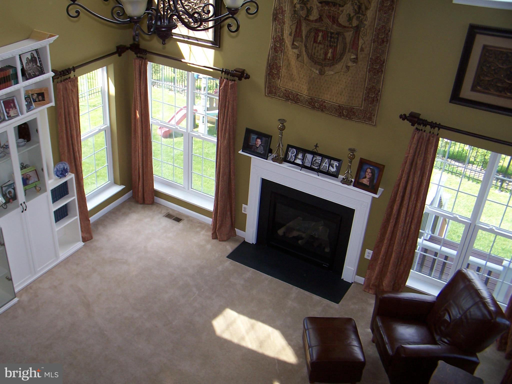 EAGLES POINTE - Residential