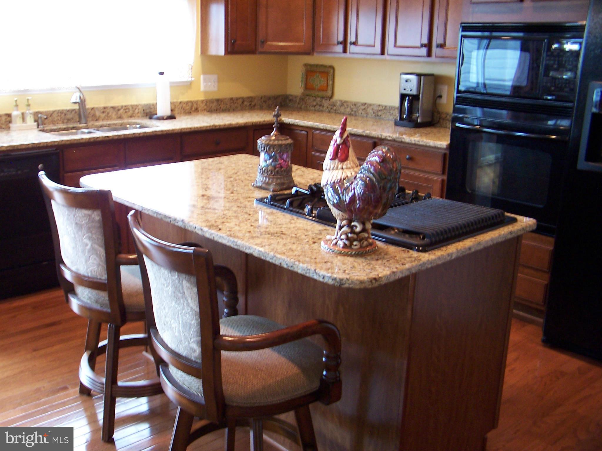 EAGLES POINTE - Residential