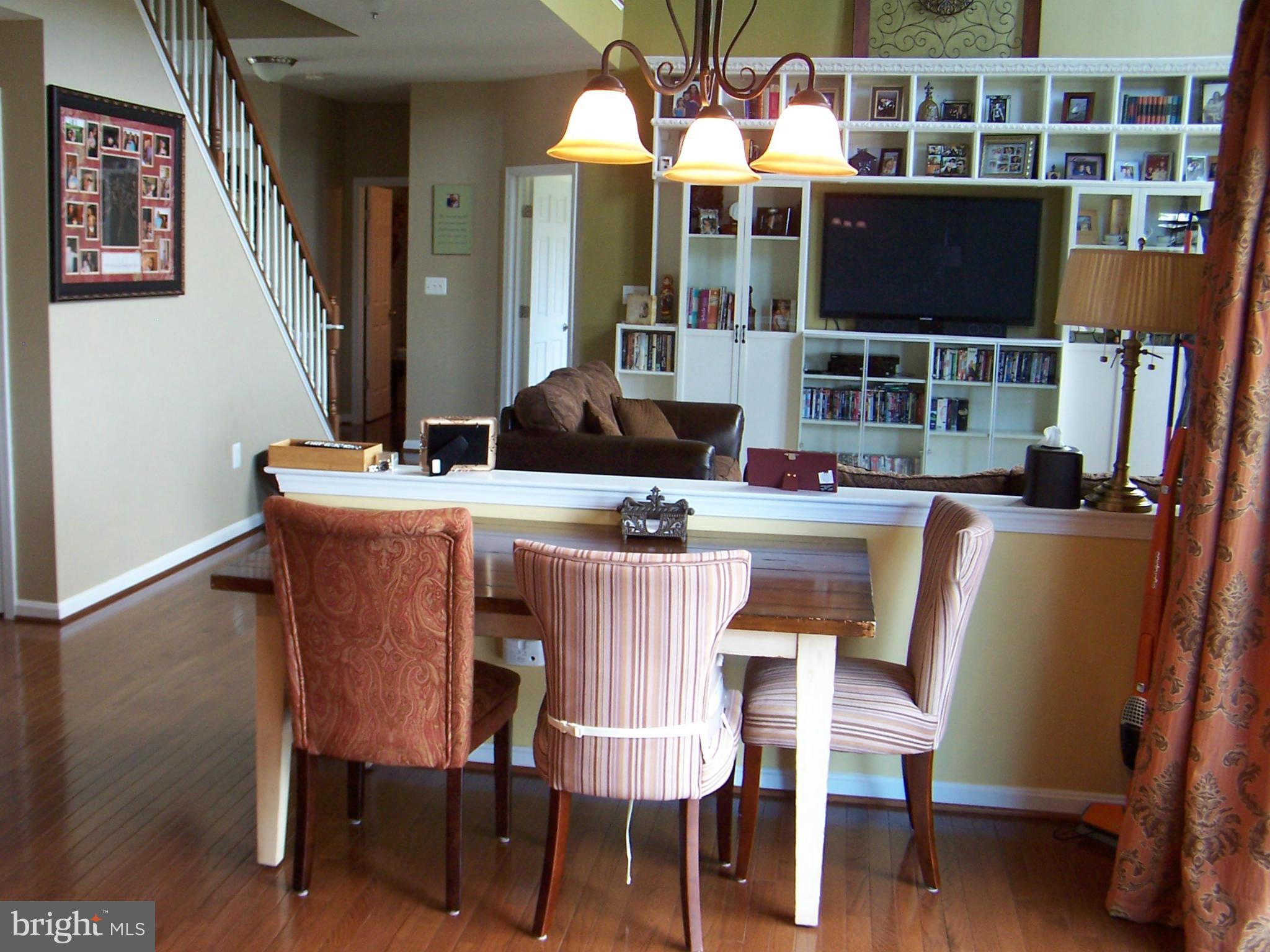 EAGLES POINTE - Residential