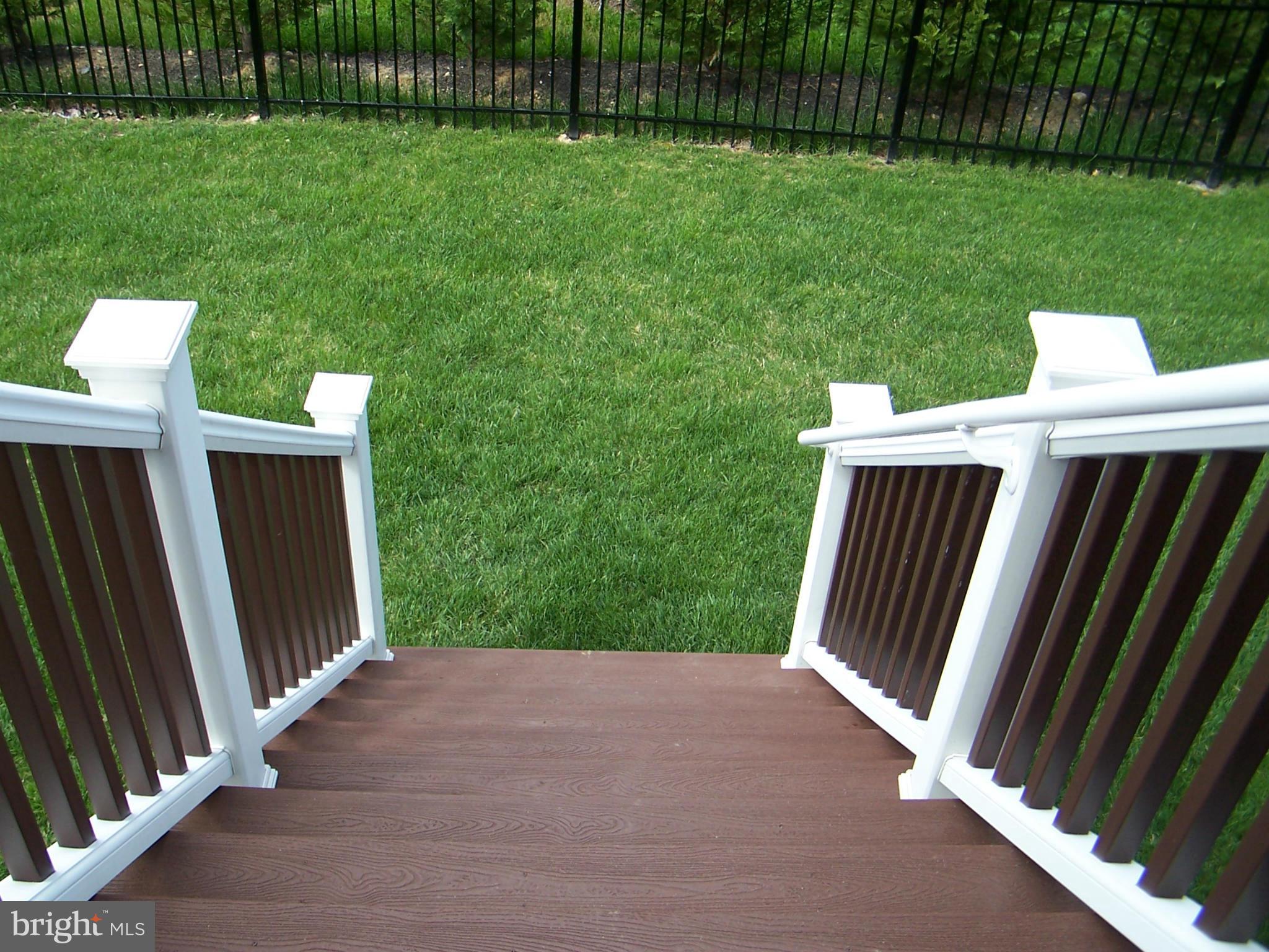 EAGLES POINTE - Residential