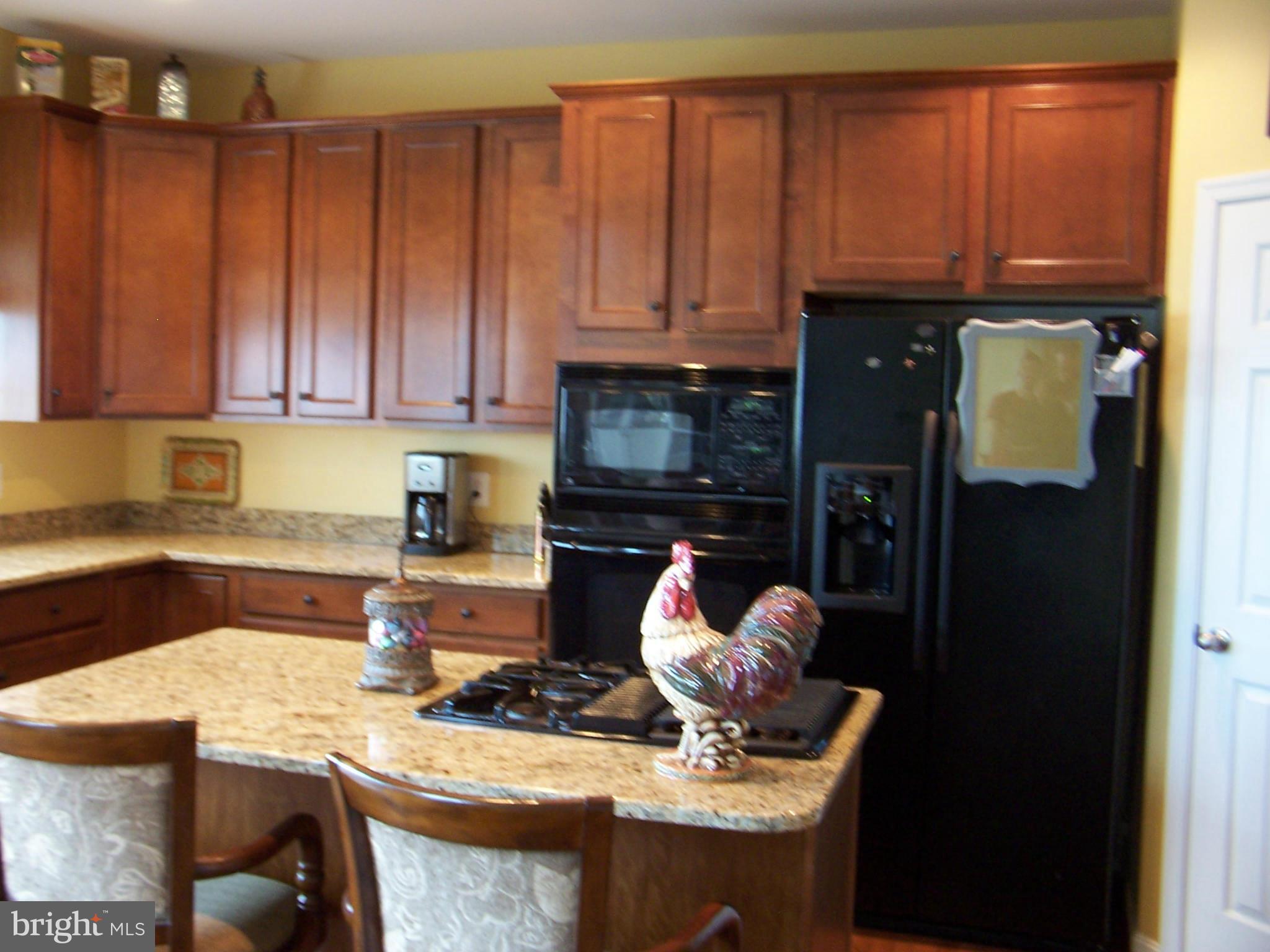 EAGLES POINTE - Residential