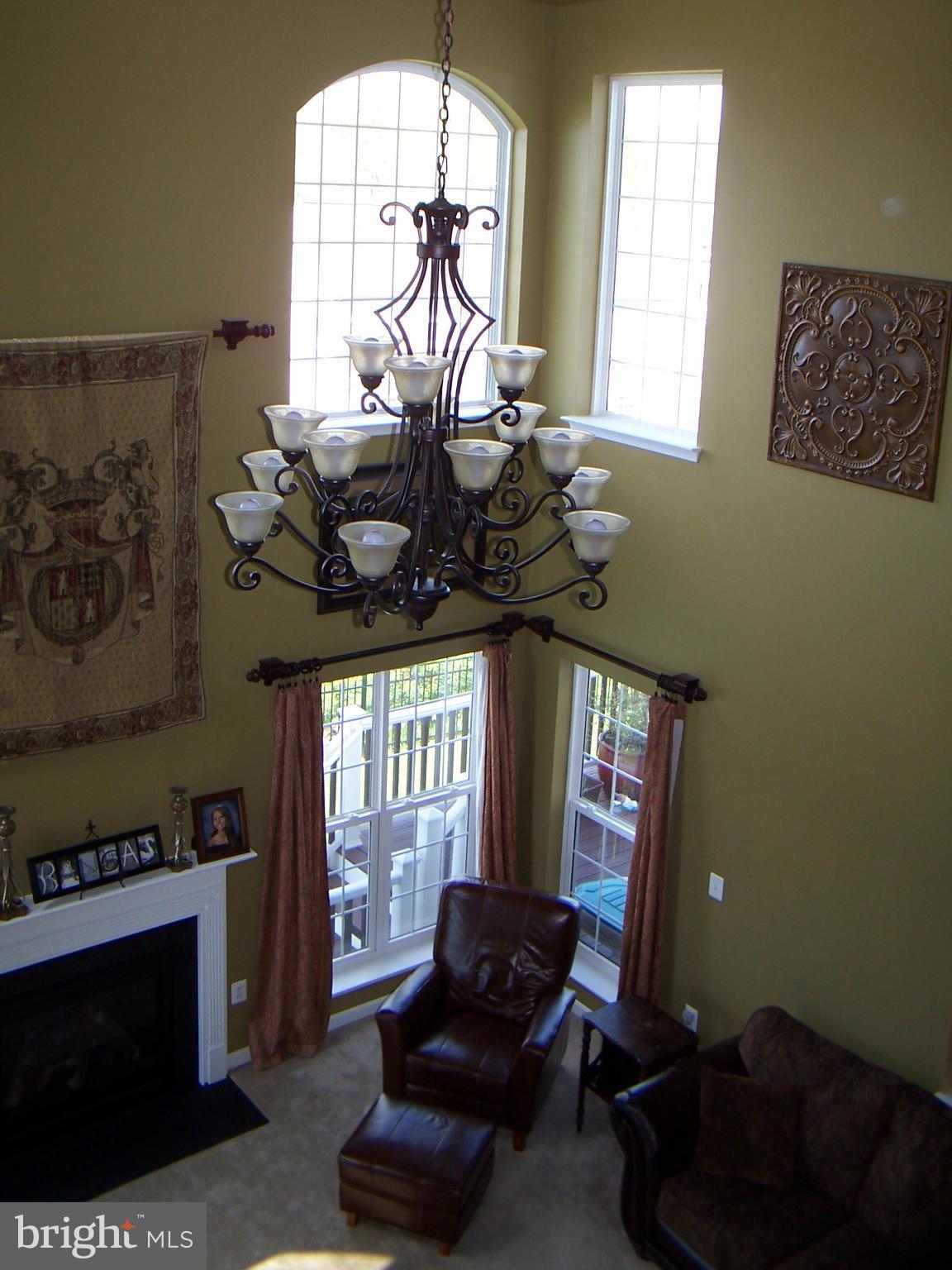 EAGLES POINTE - Residential