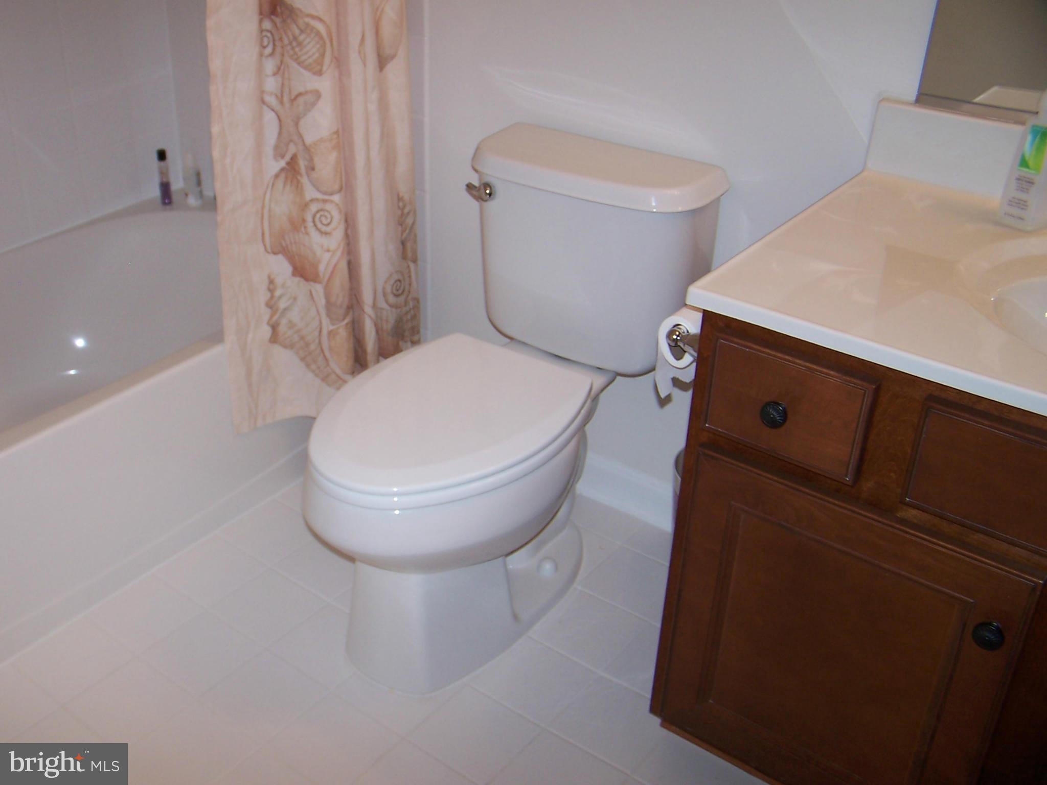 EAGLES POINTE - Residential