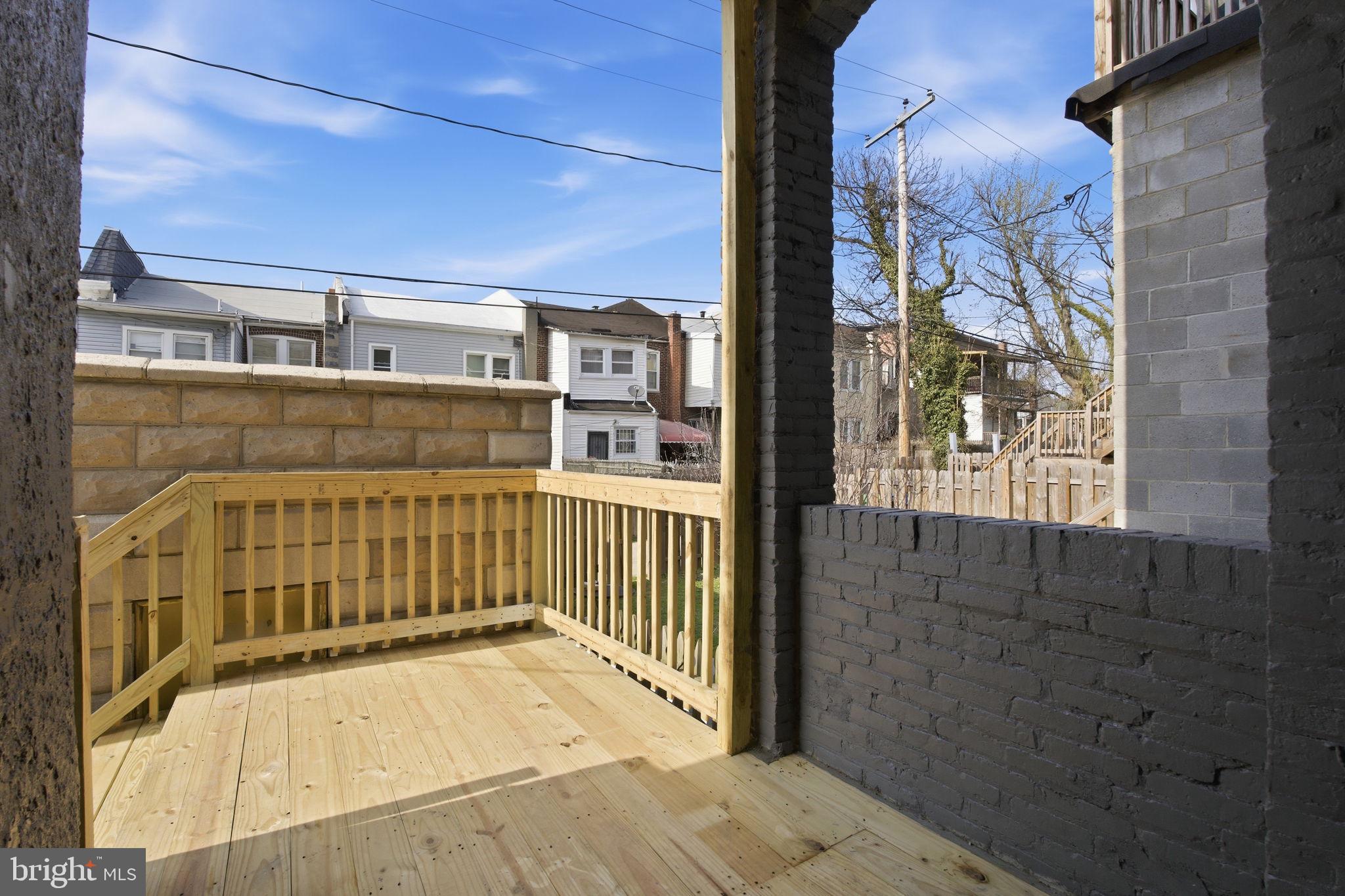 PARK CIRCLE - Residential