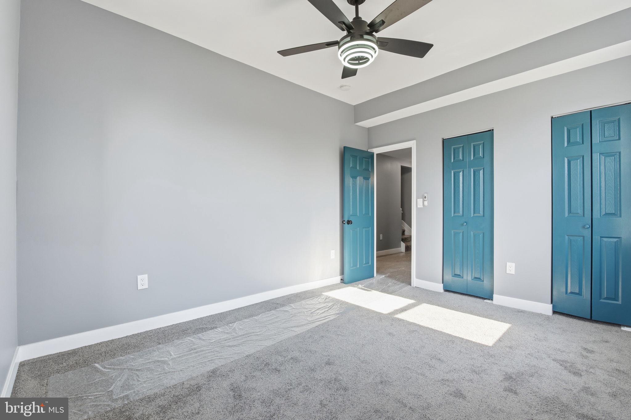 PARK CIRCLE - Residential