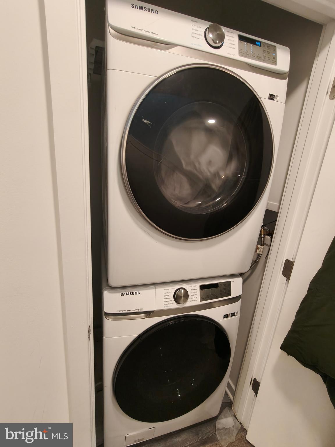 NORTHBANK - Residential