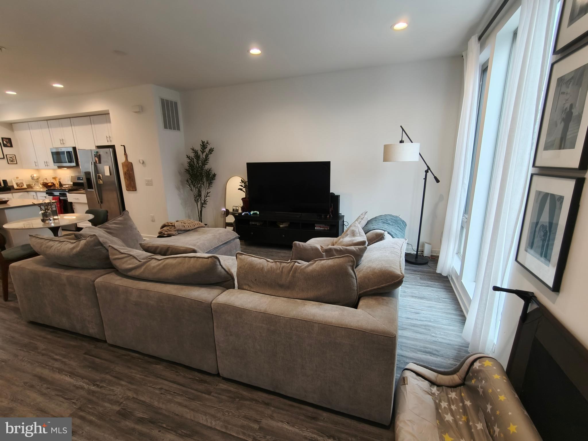 NORTHBANK - Residential