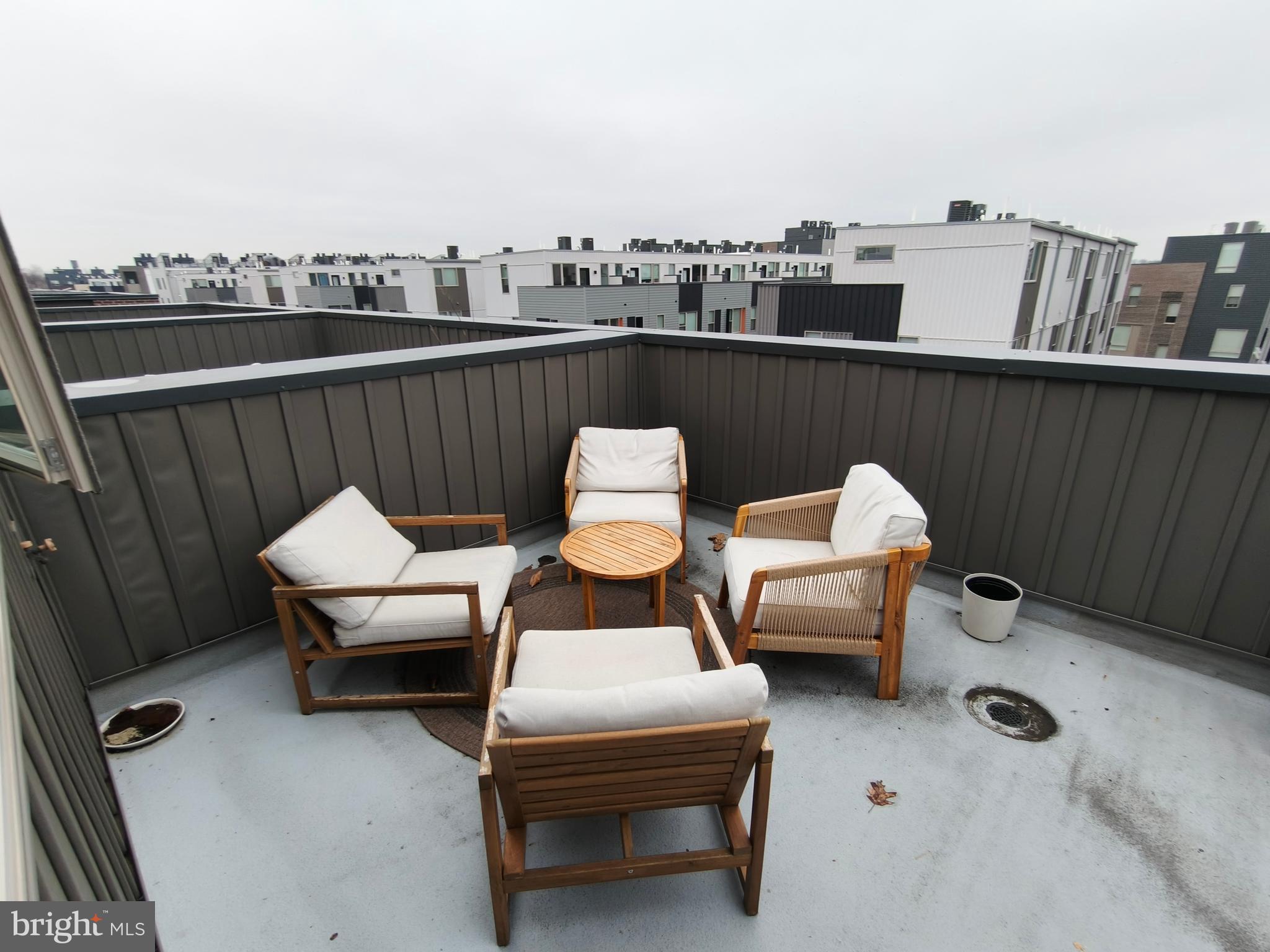 NORTHBANK - Residential