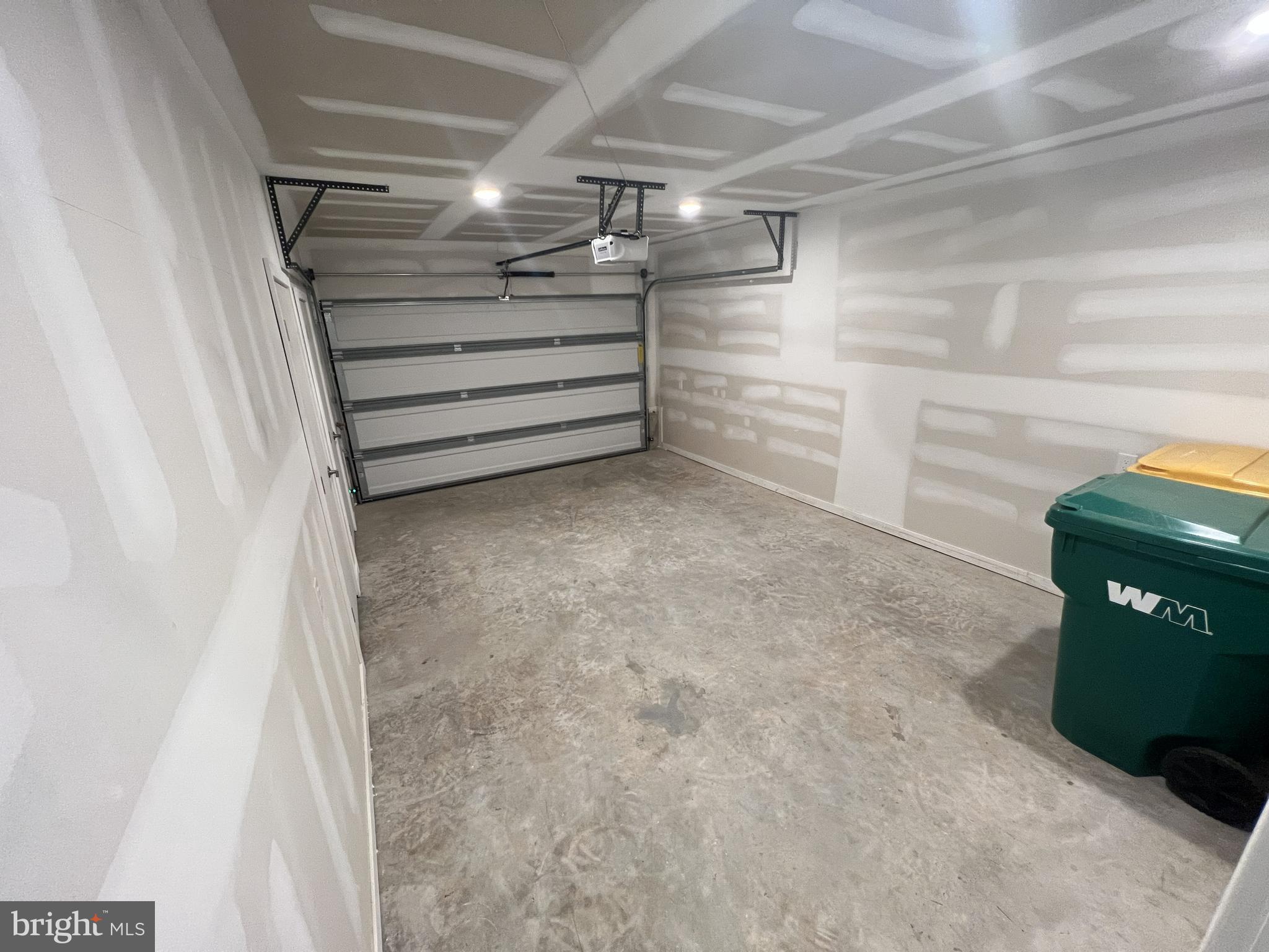 NORTHBANK - Residential