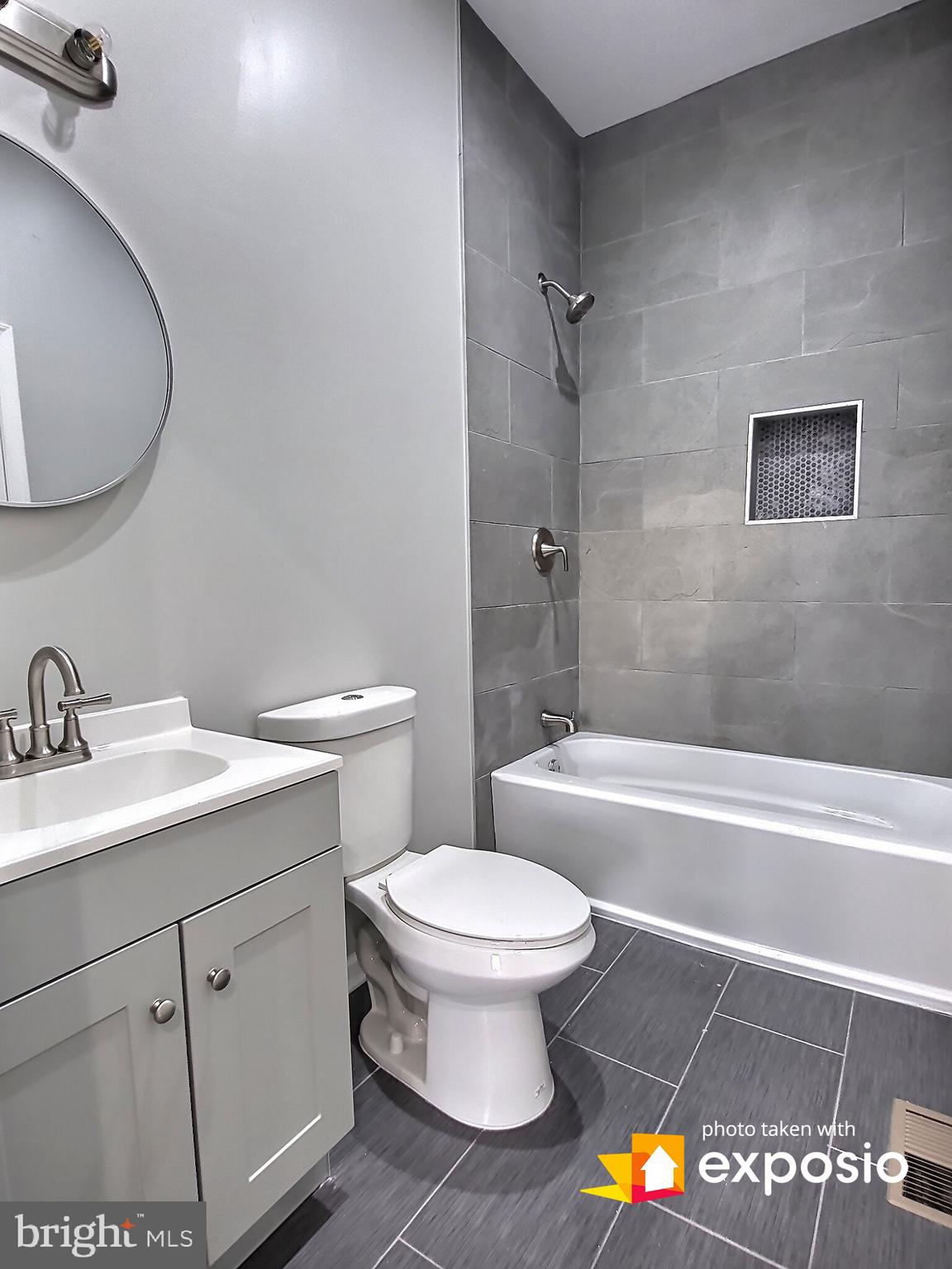 MONDAWMIN - Residential