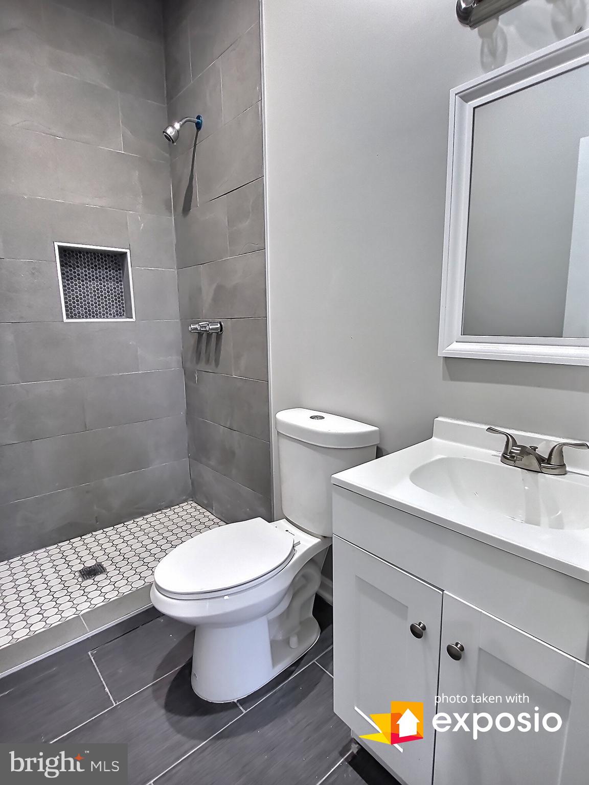 MONDAWMIN - Residential