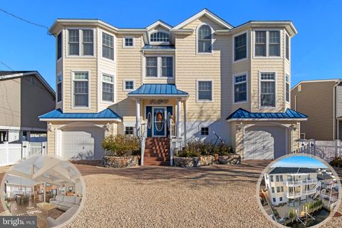 Photo of 16 Mark Dr, MANAHAWKIN, NJ 08050 (MLS # NJOC2039332)
