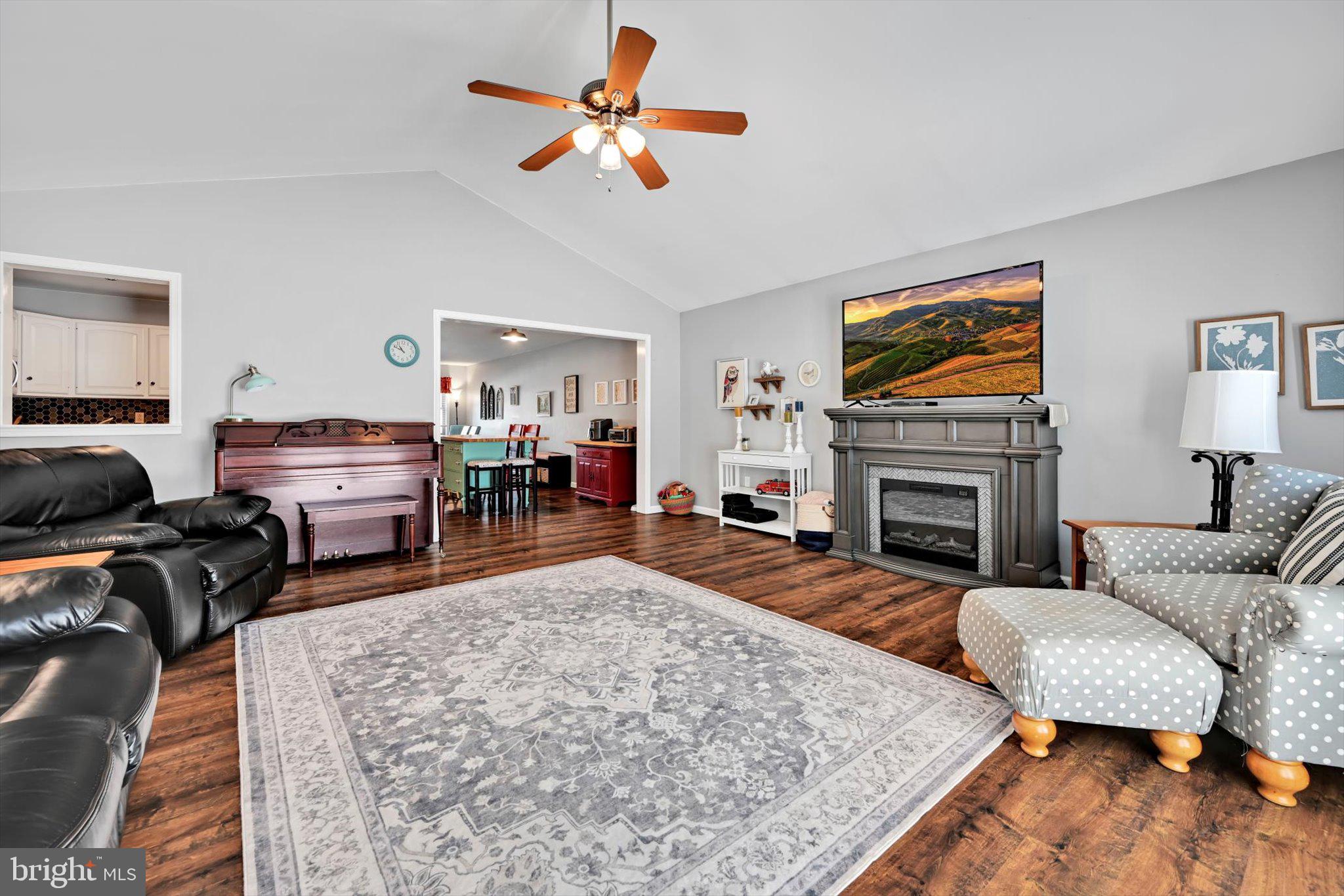 WHEATLAND MANOR - Residential