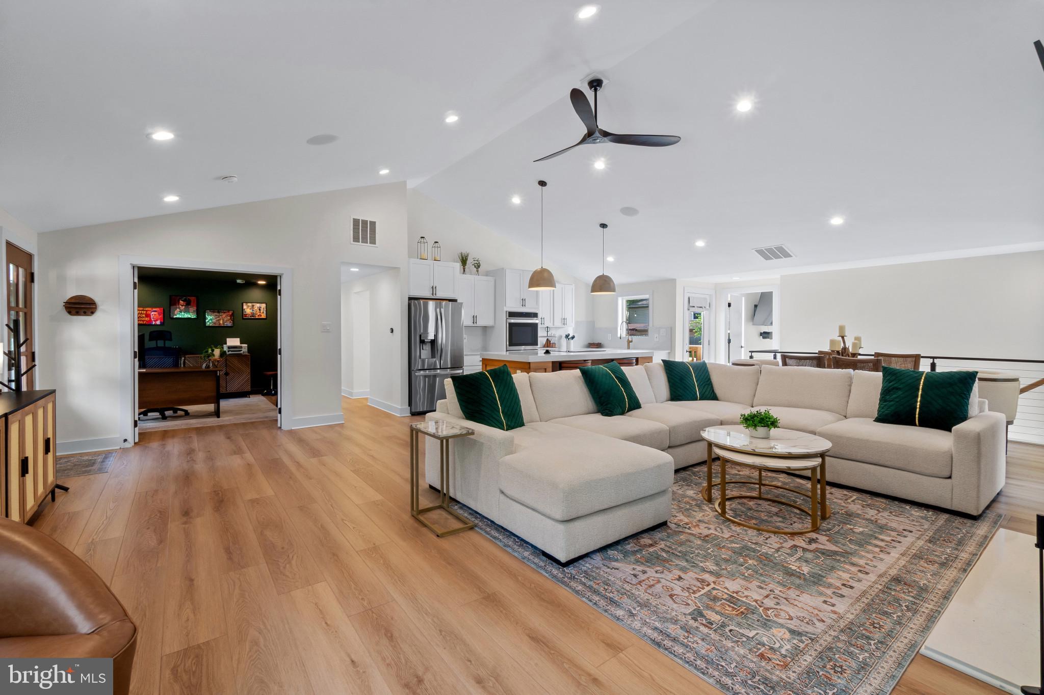 428 ROYAL BEACH ROAD