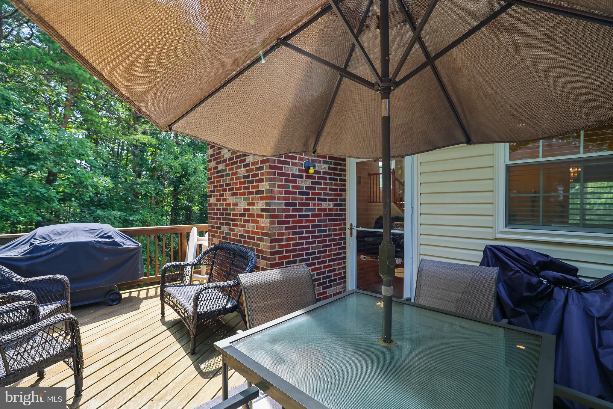 NORTHRIDGE - Residential