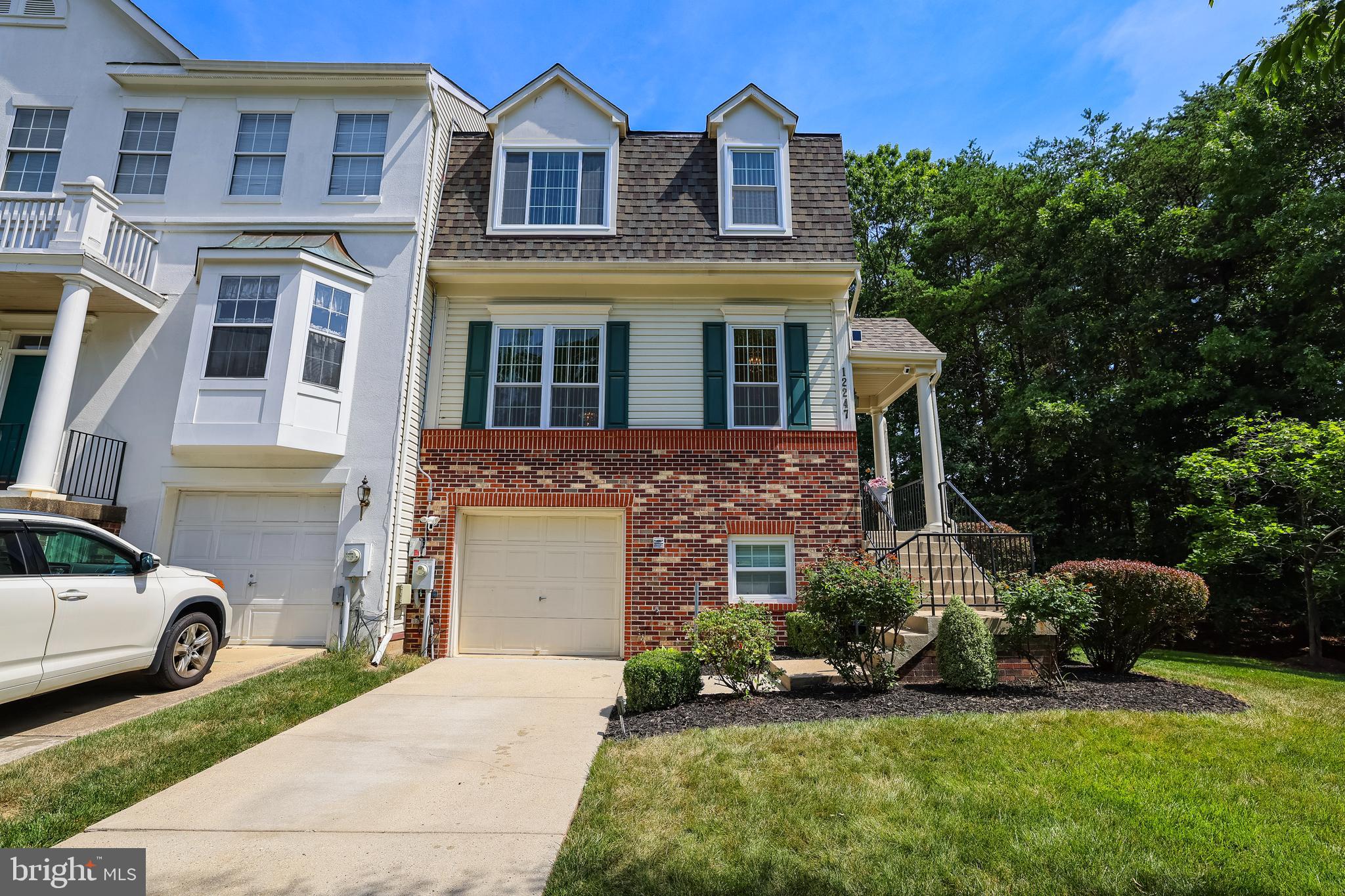 NORTHRIDGE - Residential