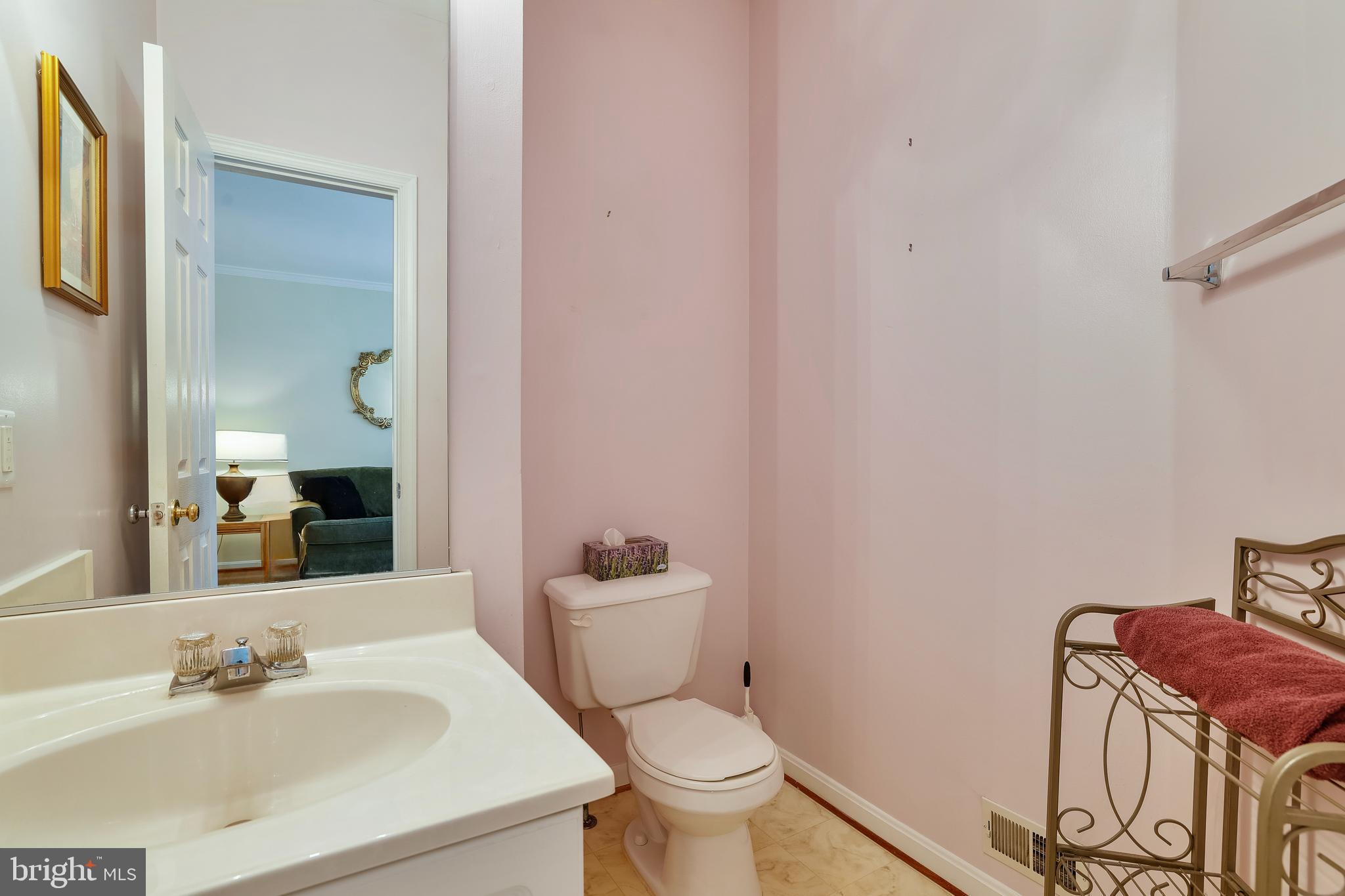 NORTHRIDGE - Residential