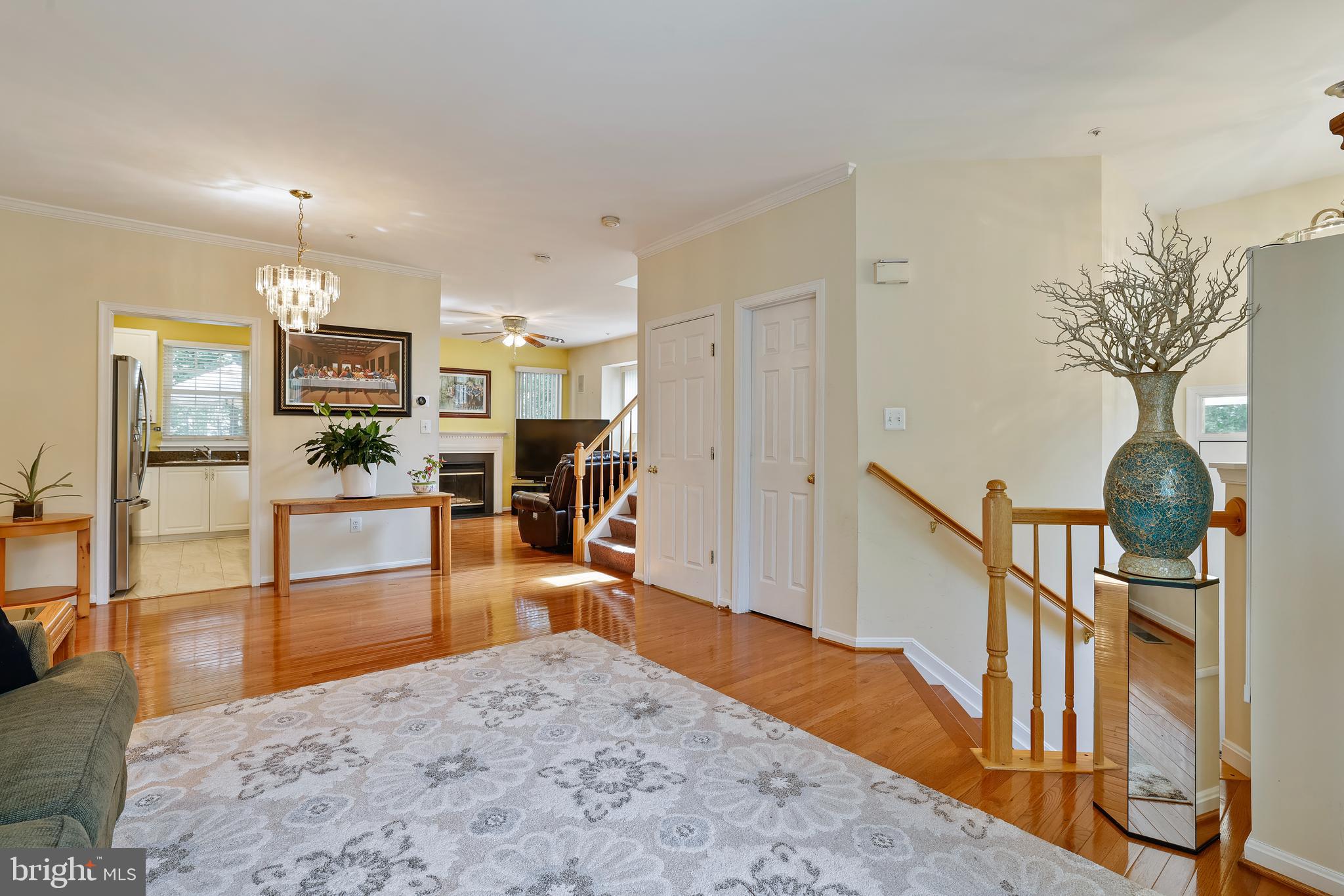 NORTHRIDGE - Residential