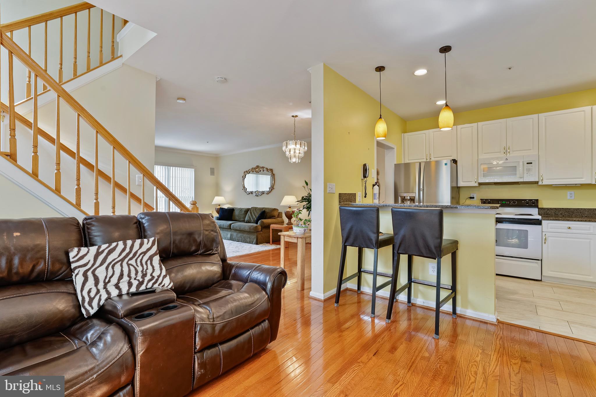 NORTHRIDGE - Residential