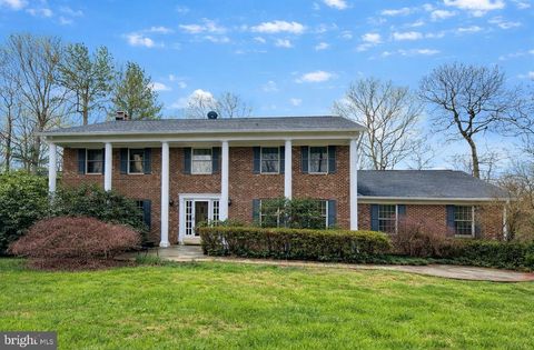 5605 SMOKE RISE LANE FAIRFAX STATION VA 22039